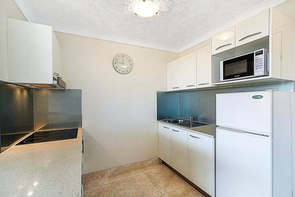 Surfers/Broadbeach Pool View. Free Parking & Wifi Gold Coast Extérieur photo